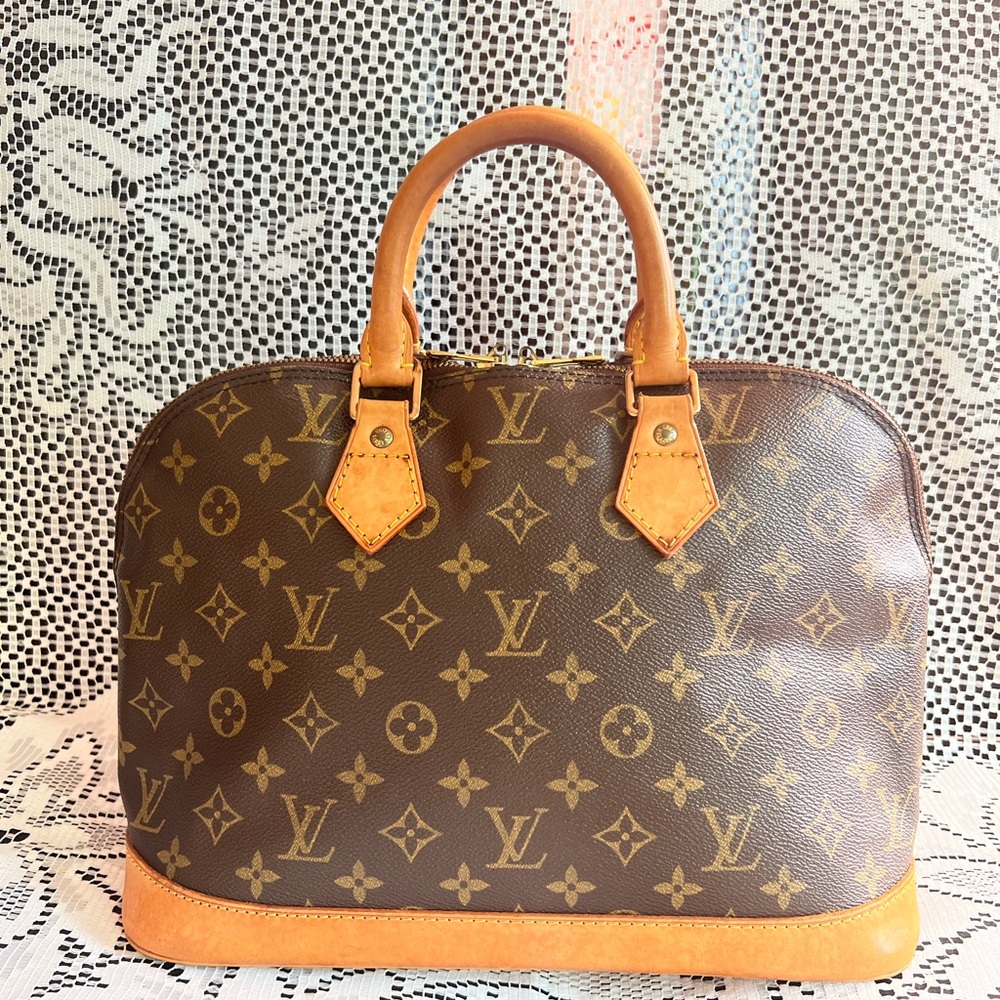 Preloved Used Authentic Louis Vuitton Monogram Alma Mm